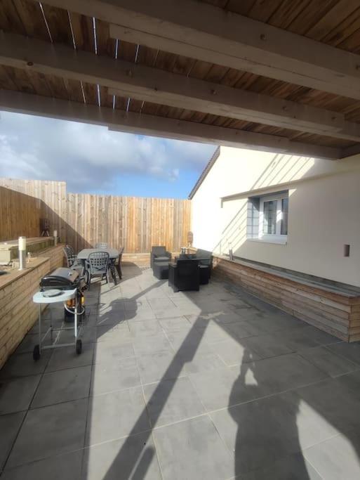 Appartement 100M2, Independant Dans Notre Maison Garennes-sur-Eure Экстерьер фото